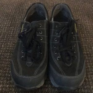 Clark's Wave Walk Sz 6 (the older, better version)